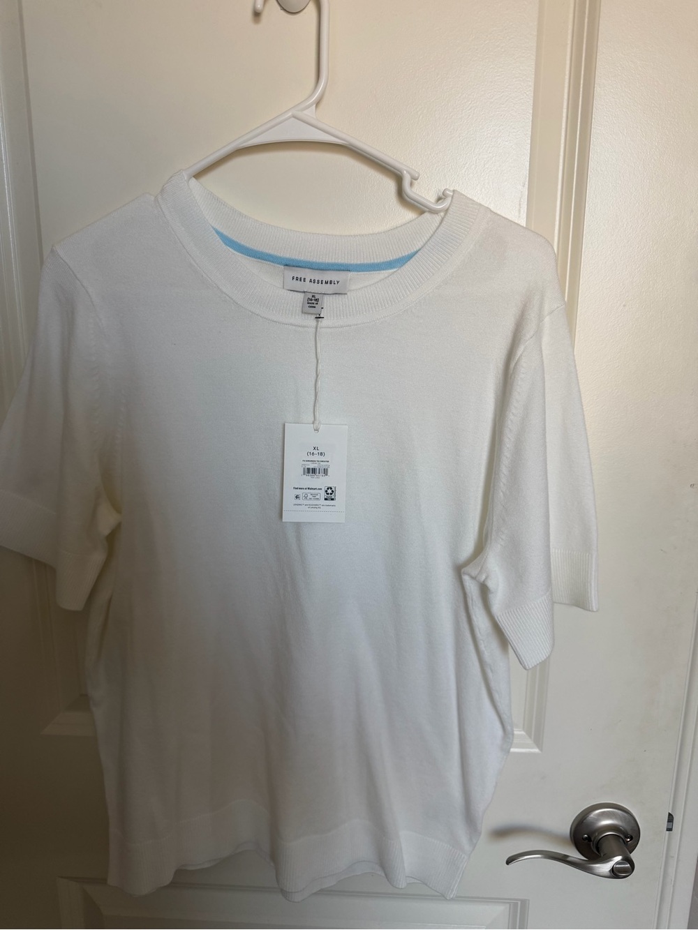 White Short-Sleeve Knit Sweater - Free Assembly